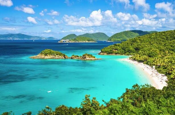 Places You Can Travel Without a Passport